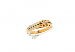 Anel com 1 DIAMANTE em OURO 19,2 kl
