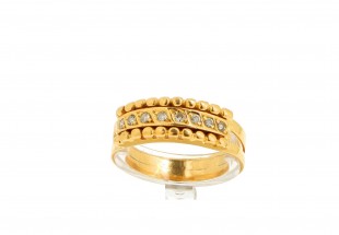 Anel com 8 DIAMANTES em OURO 19,2 kl