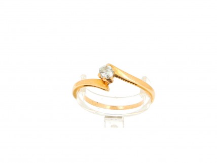 Anel Solitário com 1 DIAMANTE em OURO 19,2 kl