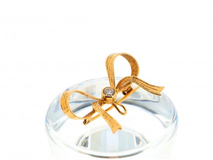 Alfinete Peito em OURO 19,2 kl