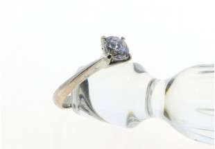 Anel Solitário em PRATA 925