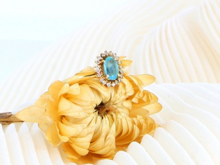 Anel em OURO 18K - 20 DIAMANTES