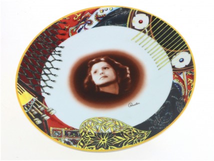 Coleção 4 pratos de loiça com tema AMÁLIA