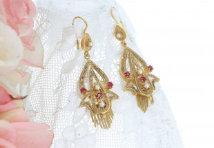 Par de brincos em OURO 19,2K - 6 ESPINELAS e 6 PÉROLAS