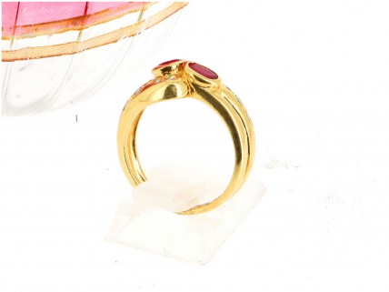 Anel em OURO 19,2K - 14 DIAMANTES e 2 RUBIS