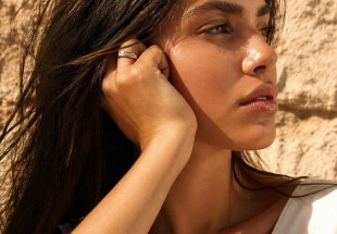 Anel em OURO Branco 19.2K - 7 Diamantes