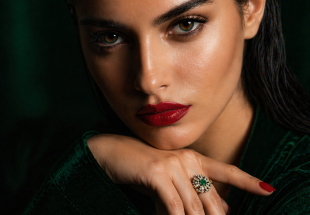 Anel ANTIGO ALTA JOALHERIA Ouro 19,2Kls DIAMANTES e ESMERALDA