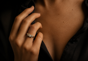 Anel em OURO 19,2K - 7 DIAMANTES
